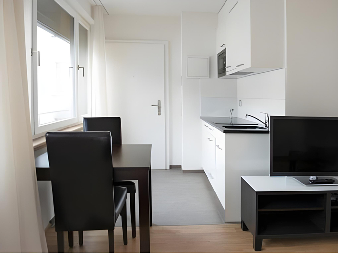 Dining Room 24