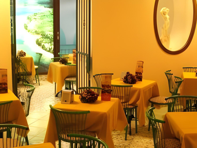 Food & Drinks 5, Hotel Potenza, Napoli