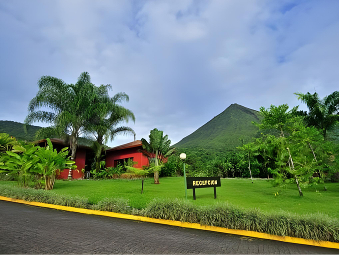 Exterior & Views 1, Hotel Lomas del Volcan, San Carlos