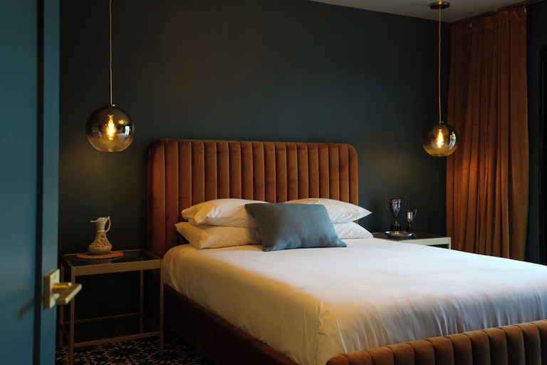 Bedroom 2, The Stardust Hotel, Riverside