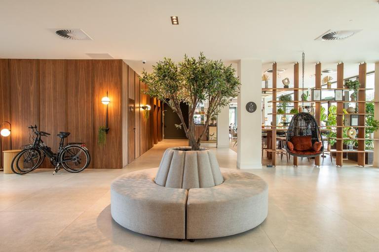 Public Area 3, Leonardo Hotel San Sebastián, Guipúzcoa