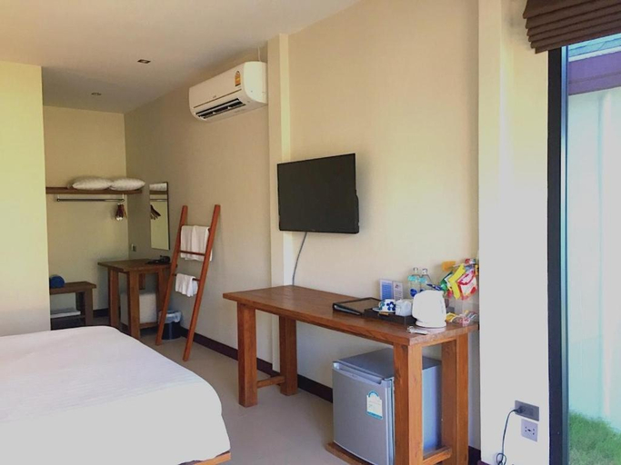 Bedroom 13