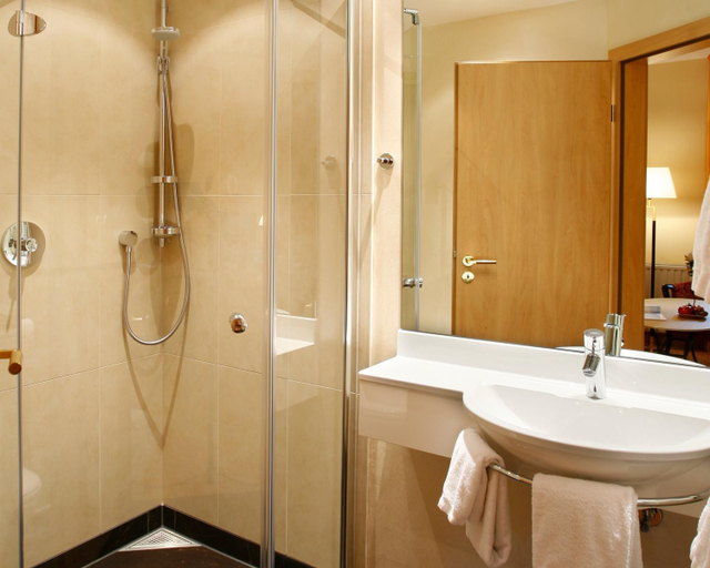 Bathroom 2