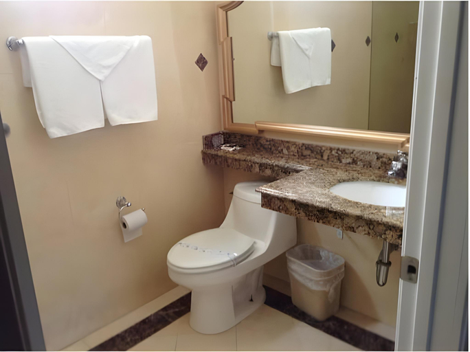 Bathroom 5, The Sojourn Los Angeles - Sherman Oaks, Los Angeles