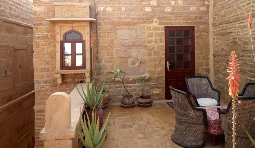 Food & Drinks 3, Killa Bhawan, Jaisalmer