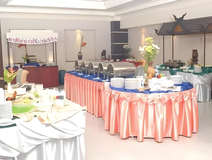 Food & Drinks 3, Chakungrao Riverview Hotel, Mueang Kamphaeng Phet