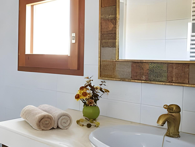 Bathroom 4, El Moli de Siurana Hotel Boutique, Girona