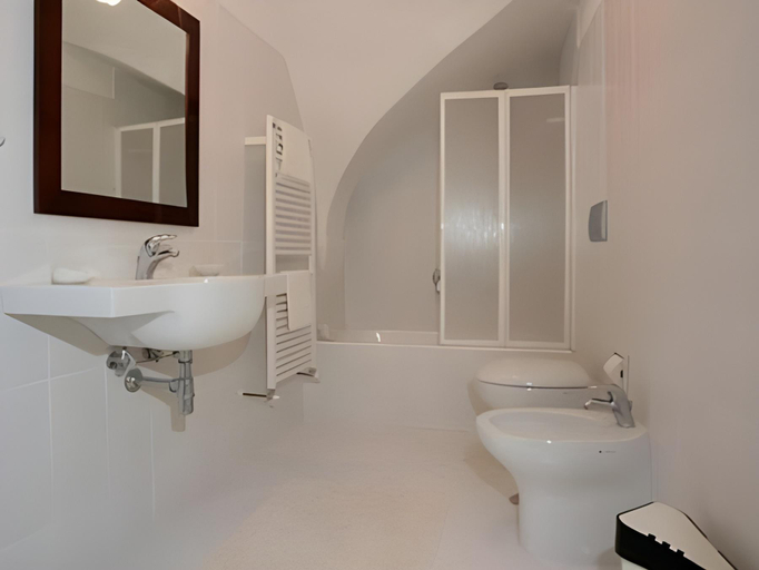 Bathroom 3, Il Gattopardo B&B, Florence