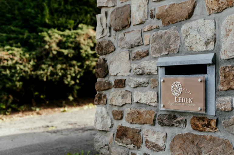 Others 5, L'Eden - Suite privative avec jacuzzi et sauna, Liège