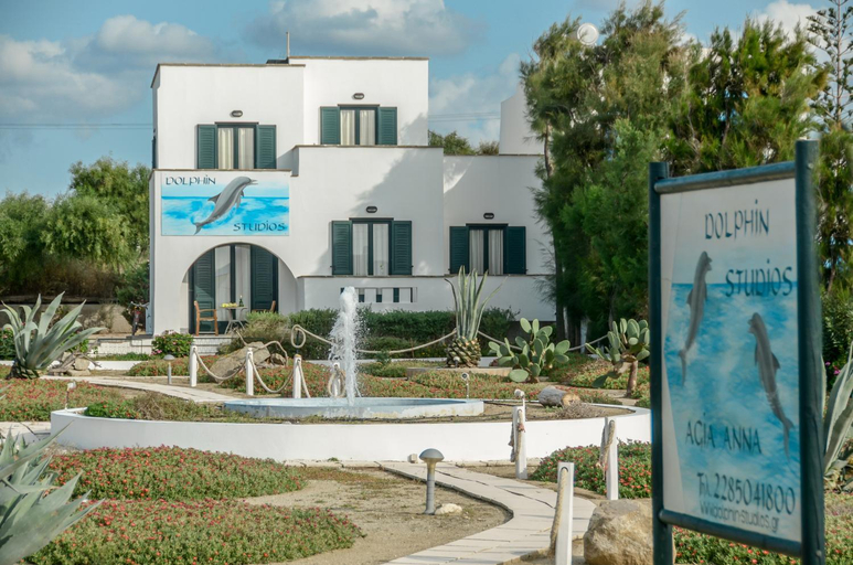 2, Dolphin Studios, South Aegean
