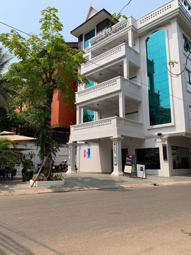 Exterior & Views 1, Nico’s Hotel and SkyBar, Siem Reap