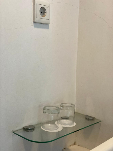 Bathroom 20