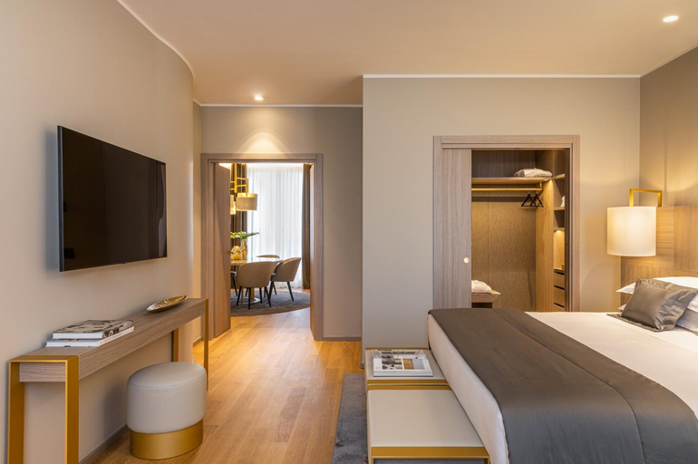 Bedroom 15