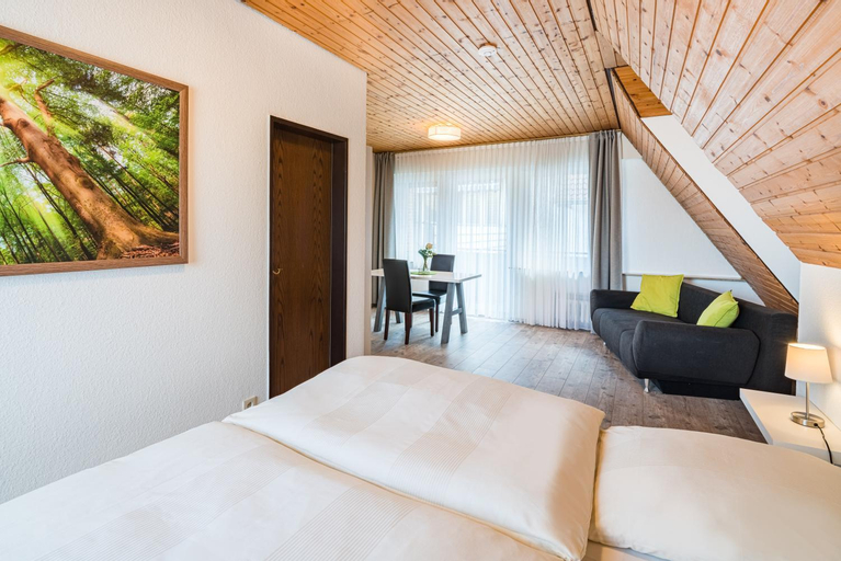 Bedroom 2, Hotel Kemper, Coesfeld
