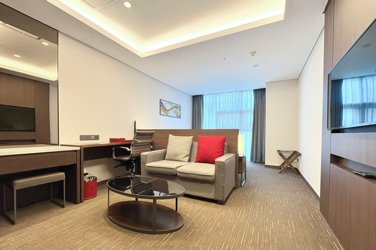 Bedroom 2, Ramada Encore by Wyndham Busan Station, Dong