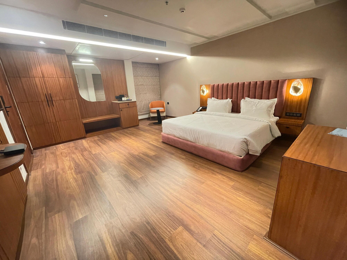 Bedroom 2, Royal Ritis, Belgaum