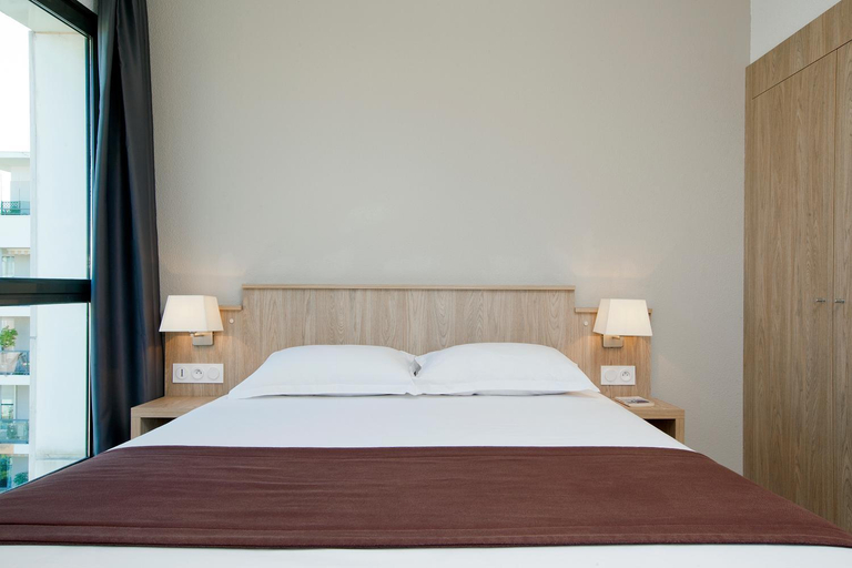 Bedroom 3, Residhome Lyon Gerland, Rhône