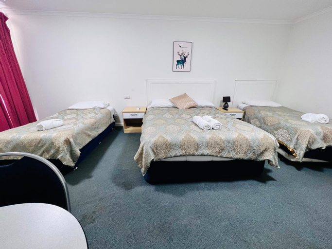 Bedroom 23