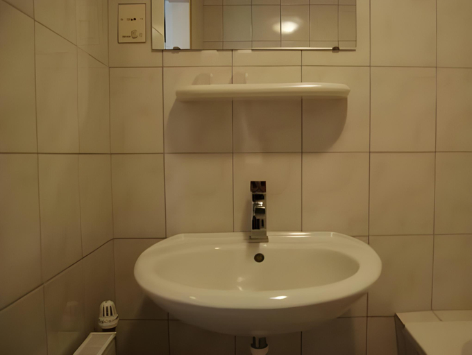 Bathroom 3, Het Vlielandhotel, Vlieland