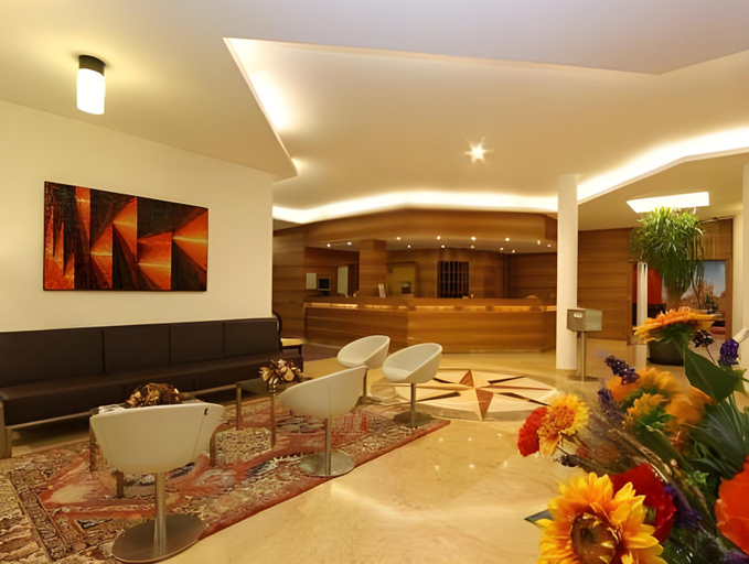 Public Area 3, Hotel Coronado, Mendrisio