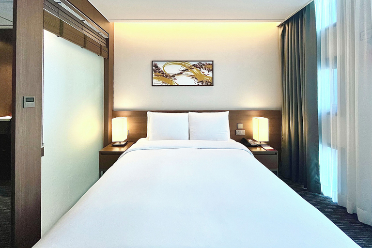Bedroom 3, Ramada Encore by Wyndham Busan Station, Dong
