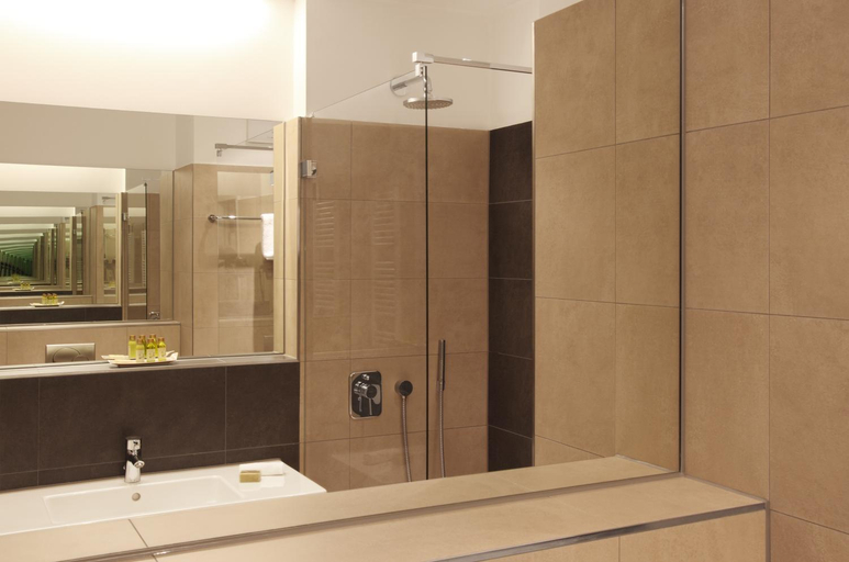 Others 5, Hotel Otterbach, Ludwigsburg
