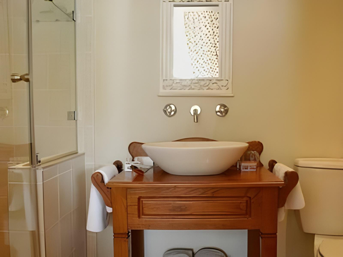 Bathroom 4, Hotel du Vin Franschhoek, Cape Winelands