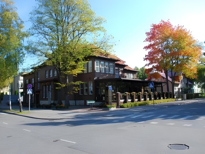 Exterior & Views
