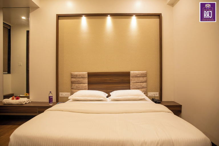 Bedroom 5, Hotel Raj Lodging &Boarding, Bid