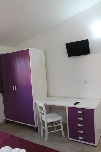 Others 3, Podere San Luigi Residence, Lecce