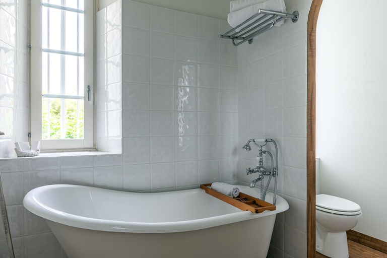 Bathroom 4