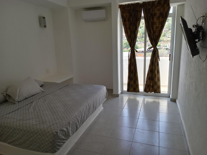 5, Hotel Ixtazihua JP, José Azueta