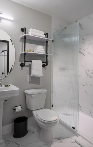Bathroom 9
