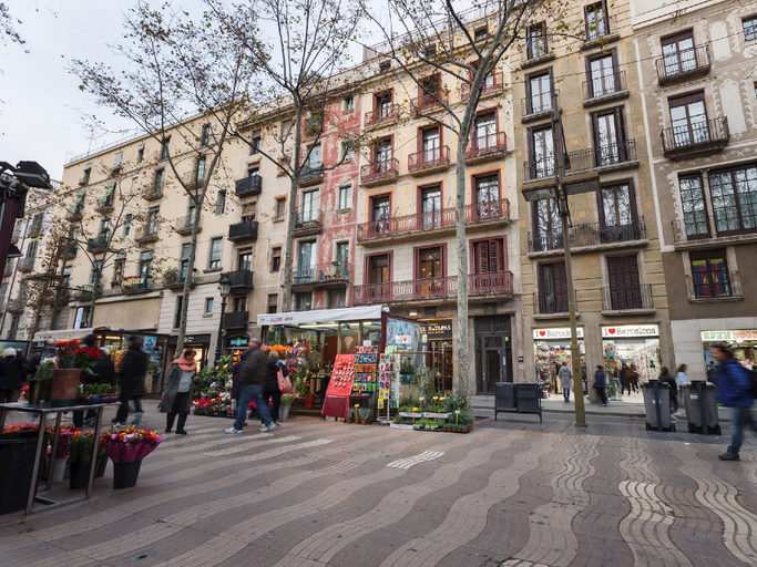 Others 5, Apartments Rambla 108, Barcelona