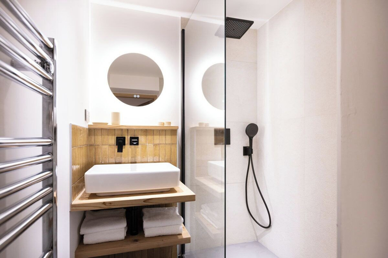 Bathroom 4, Wanderful Life Mont-Blanc Refuge de Luxe, Haute-Savoie