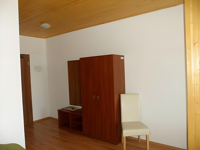 Bedroom 3, Hotel Rozalka, Pezinok