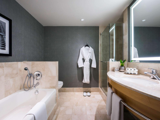 Bathroom 8