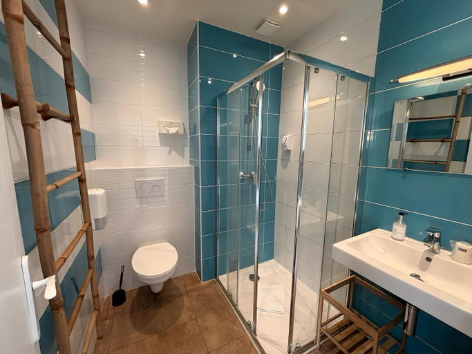 Bathroom 5