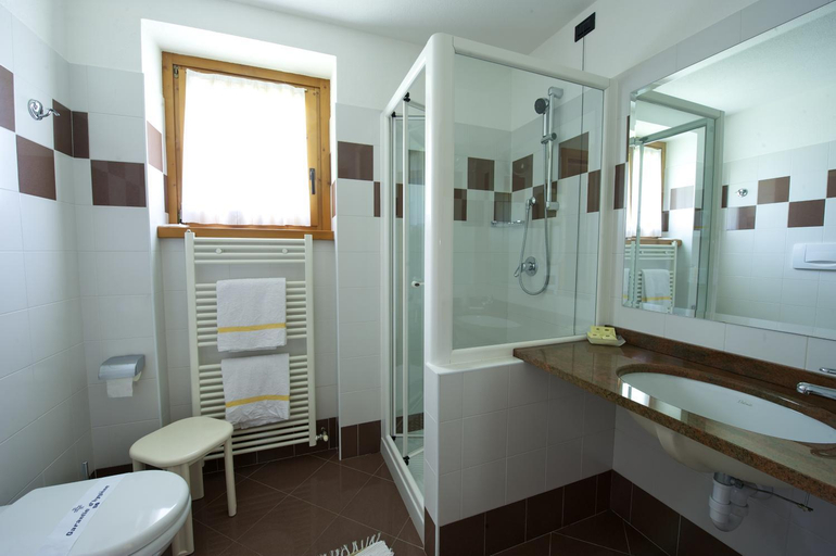 Bathroom 2, Hotel Nordik, Sondrio