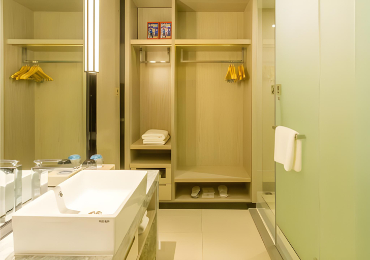 Bathroom 3, Echarm Hotel Danzhou Xiari Plaza, Hainan