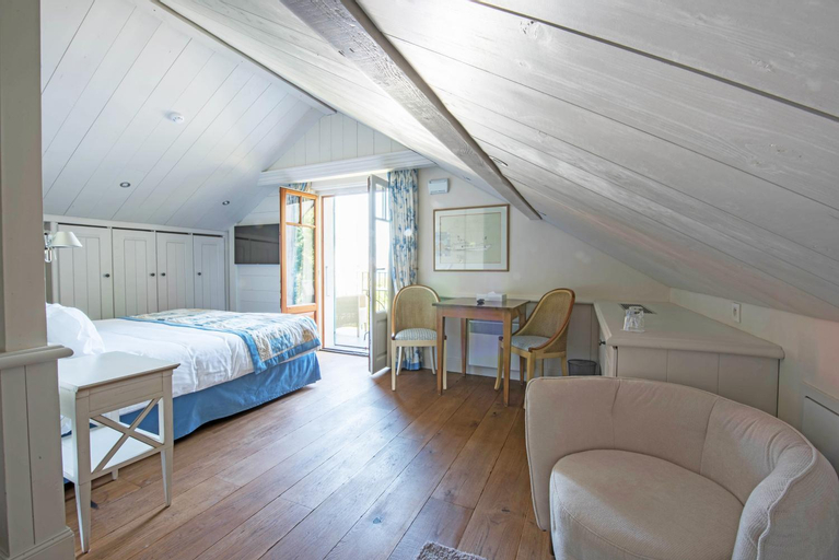 Bedroom 11