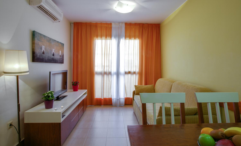 Dining Room 14