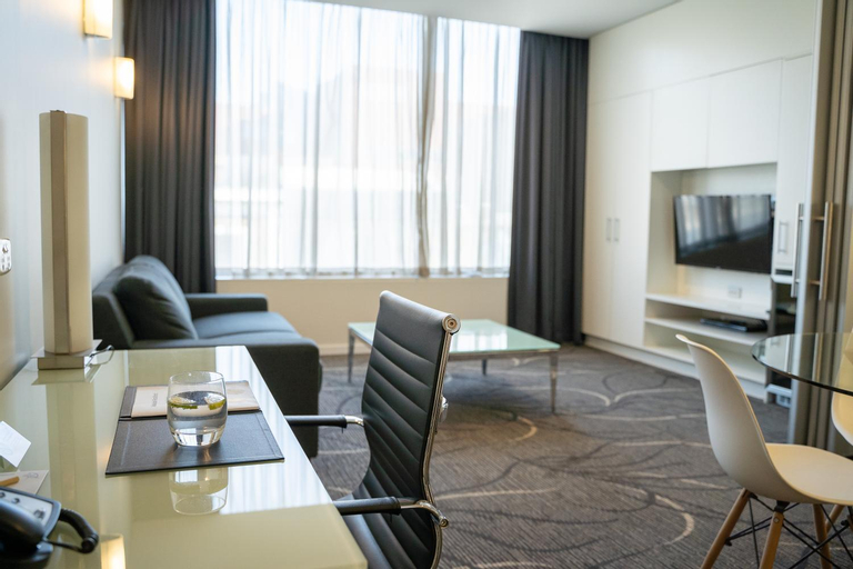 Dining Room 10