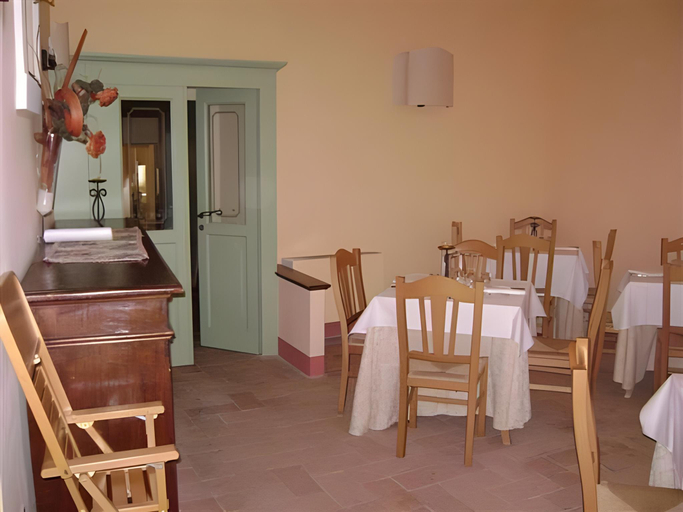 Food & Drinks 5, Il Castello Di Perchia, Perugia