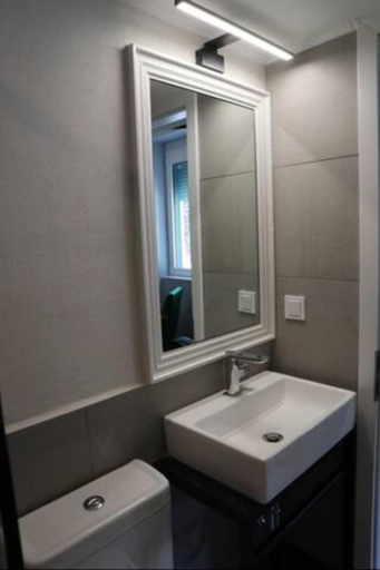 Bathroom, Troon of Athens Apartments, Attica