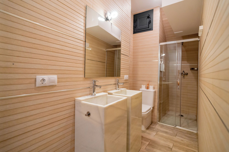 Bathroom 3, Center Suites San Eloy, Sevilla