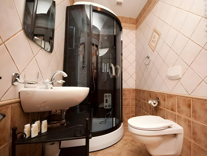 Bathroom 3, Hotel Maria Helena, Wałbrzych