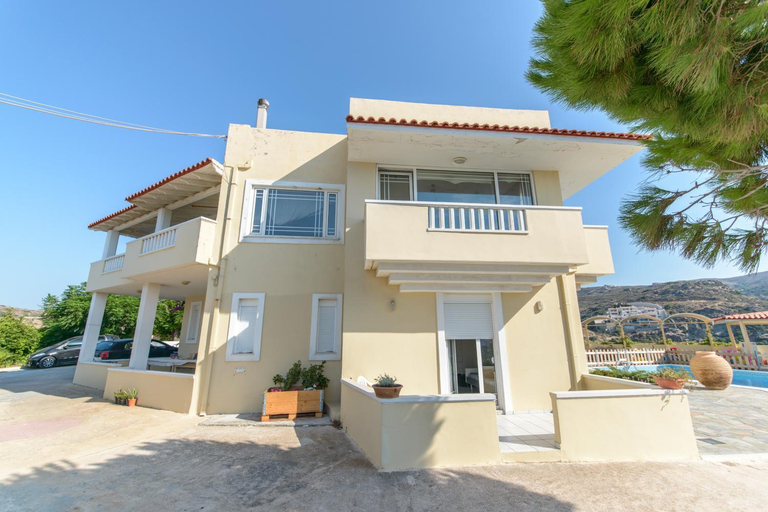 Others 2, Villa Lygaria, Crete