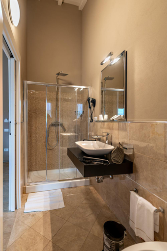 Bathroom 4, Relais I Piastroni, Pisa