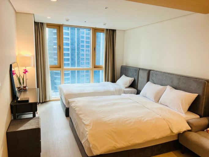 Bedroom 4, Busan Centum Victoria Hotel , Haeundae